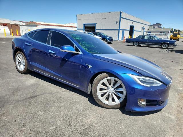 5YJSA1E2XHF190943 - 2017 TESLA MODEL S BLUE photo 4