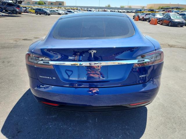 5YJSA1E2XHF190943 - 2017 TESLA MODEL S BLUE photo 6