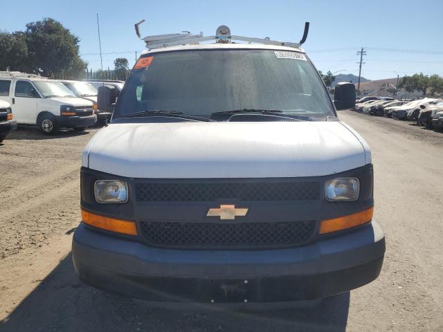 1GCWGFCA2D1903408 - 2013 CHEVROLET EXPRESS G2 WHITE photo 5