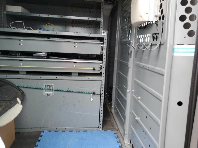 1GCWGFCA2D1193586 - 2013 CHEVROLET EXPRESS G2 WHITE photo 10