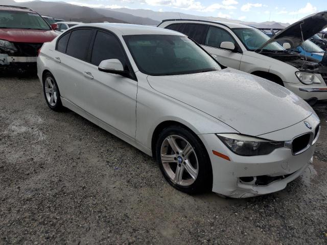 WBA3C1C53DF444541 - 2013 BMW 328 I SULEV WHITE photo 4