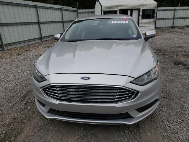 3FA6P0H76HR370944 - 2017 FORD FUSION SE SILVER photo 5