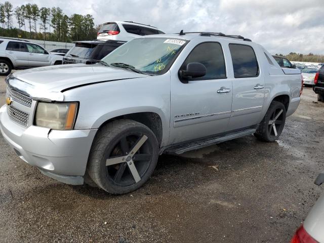 3GNMCGE08DG111236 - 2013 CHEVROLET AVALANCHE LTZ SILVER photo 1