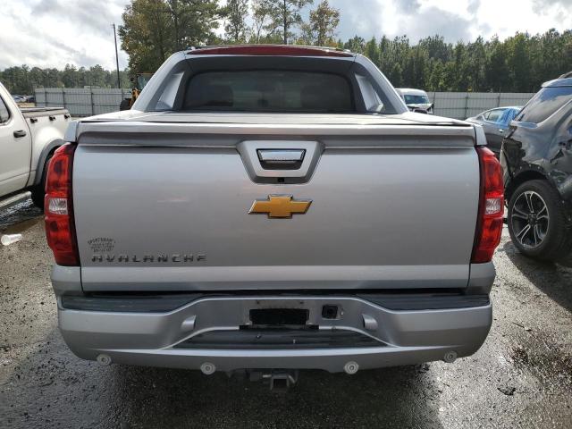 3GNMCGE08DG111236 - 2013 CHEVROLET AVALANCHE LTZ SILVER photo 6