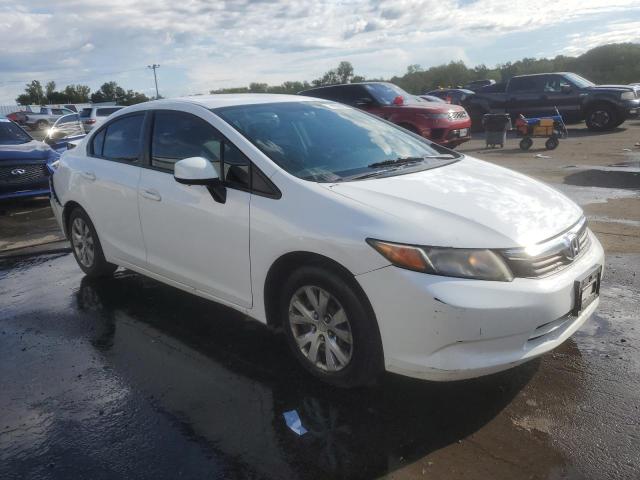 2HGFB2F58CH565147 - 2012 HONDA CIVIC LX WHITE photo 4