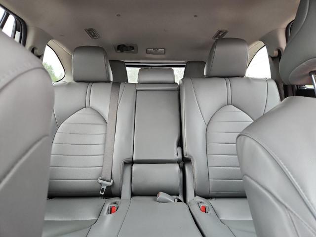 5TDGZRAH0NS552566 - 2022 TOYOTA HIGHLANDER XLE Weiß Foto 10