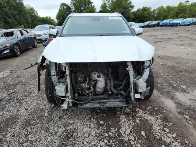 5TDGZRAH0NS552566 - 2022 TOYOTA HIGHLANDER XLE Weiß Foto 5