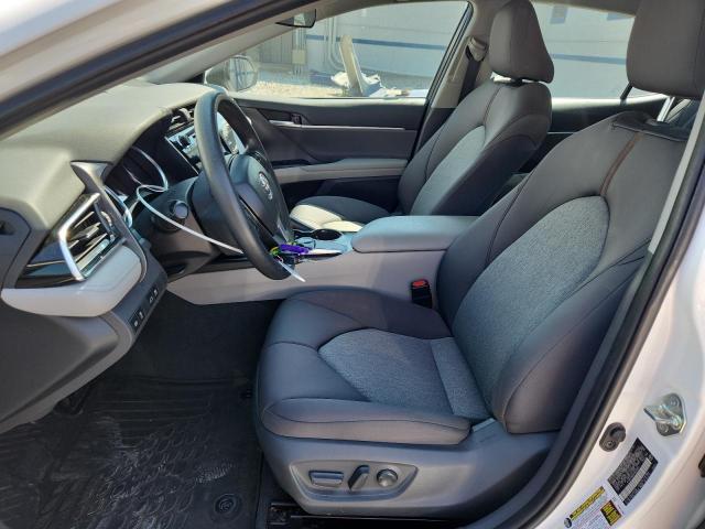 4T1B11HK6JU632881 - 2018 TOYOTA CAMRY L თეთრი ფოტო 7