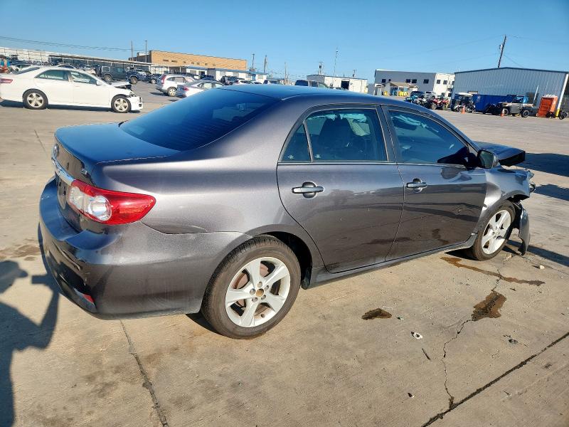 5YFBU4EE8DP177092 - 2013 TOYOTA COROLLA LE BASE GRAY photo 3