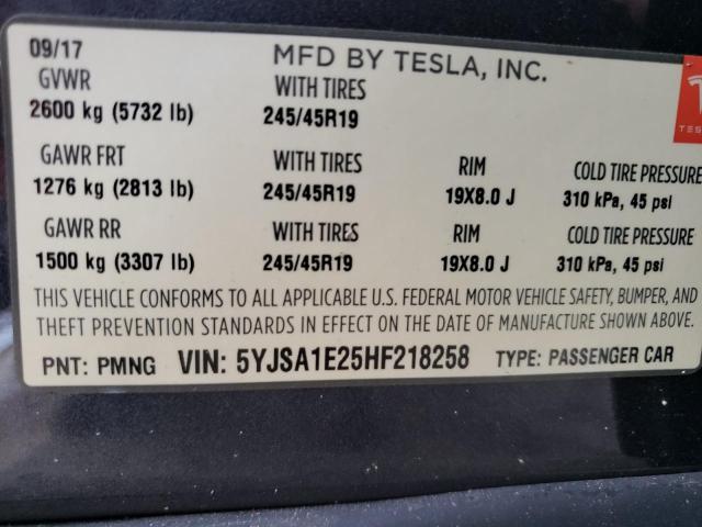 5YJSA1E25HF218258 - 2017 TESLA MODEL S Grau Foto 12