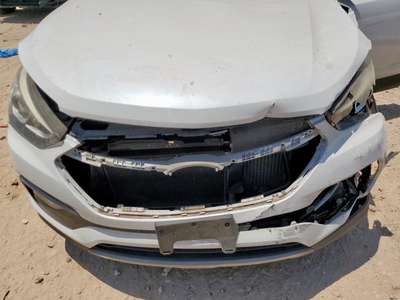 5NMZU4LA6JH075536 - 2018 HYUNDAI SANTA FE S თეთრი ფოტო 12