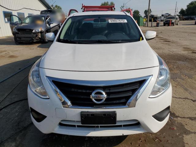 3N1CN7APXKL840556 - 2019 NISSAN VERSA S أبيض صورة 5