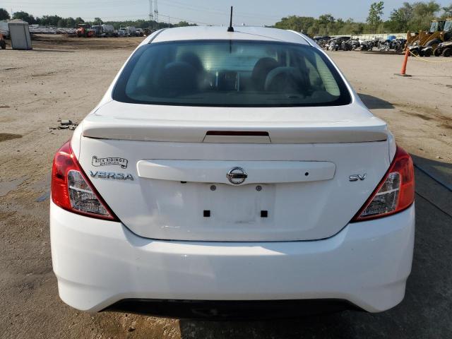 3N1CN7APXKL840556 - 2019 NISSAN VERSA S أبيض صورة 6