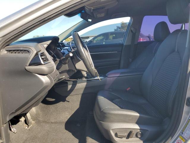 4T1B11HK1JU628513 - 2018 TOYOTA CAMRY L SILVER photo 7