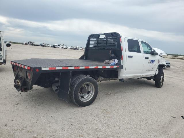 3C7WRNEL6MG640072 - 2021 RAM 5500 WHITE photo 4