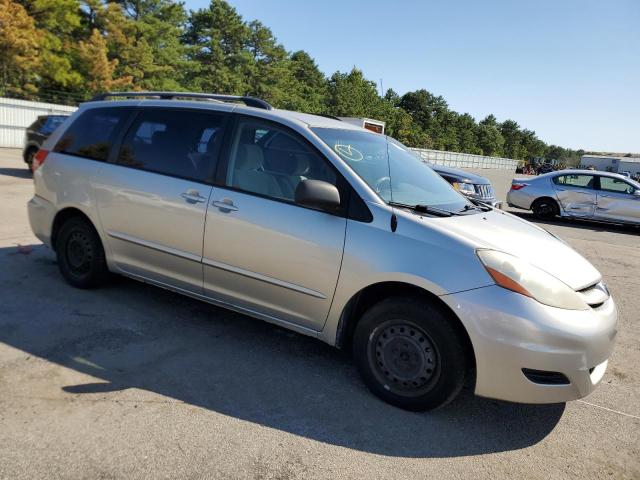 5TDZK23C78S144754 - 2008 TOYOTA SIENNA CE SILVER photo 4