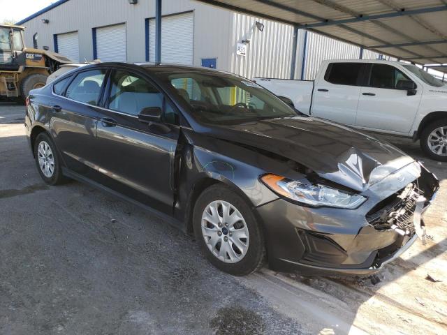 3FA6P0G70LR135871 - 2020 FORD FUSION S 灰色 照片 4