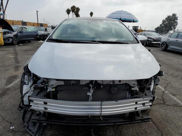 5YFB4MDE1RP082012 - 2024 TOYOTA COROLLA LE Серебристый фото 5