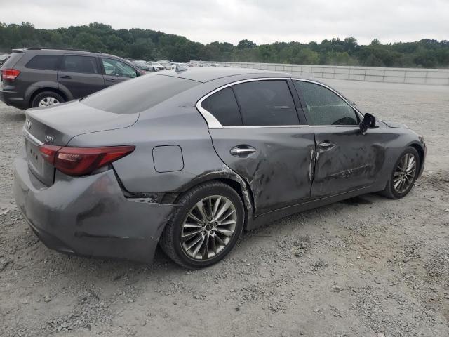 JN1EV7AR2JM443311 - 2018 INFINITI Q50 LUXE 灰色 照片 3