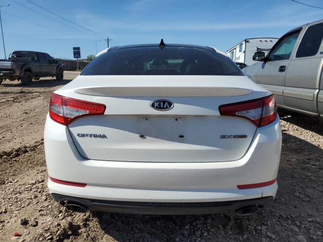 KNAGR4A69B5124706 - 2011 KIA OPTIMA SX WHITE photo 6