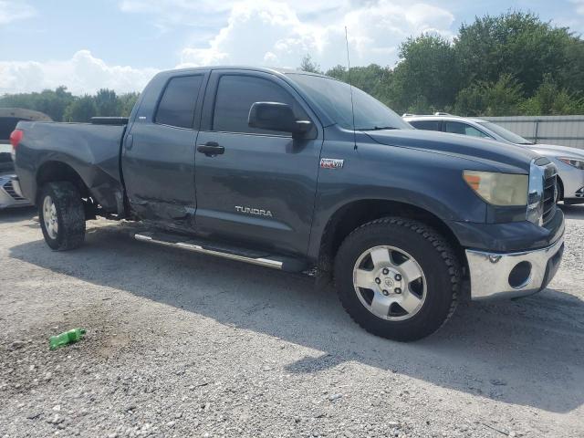 5TFRV54127X007607 - 2007 TOYOTA TUNDRA DOUBLE CAB SR5 GRAY photo 4