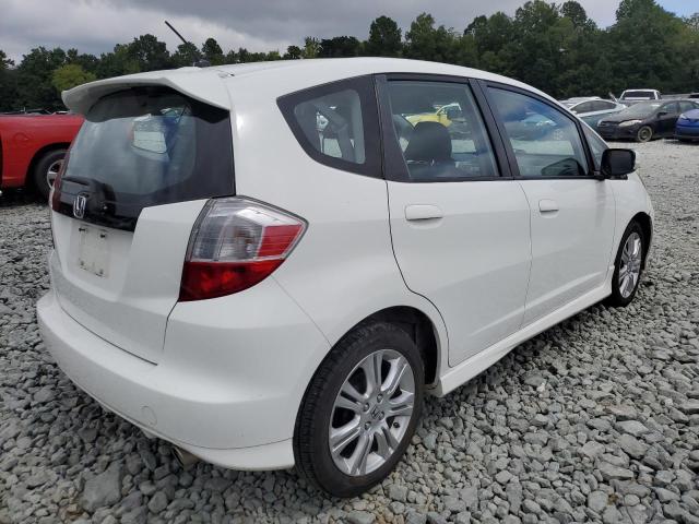 JHMGE8H59BS000521 - 2011 HONDA FIT SPORT WHITE photo 3