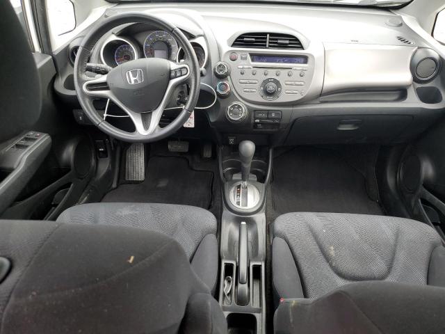 JHMGE8H59BS000521 - 2011 HONDA FIT SPORT WHITE photo 8