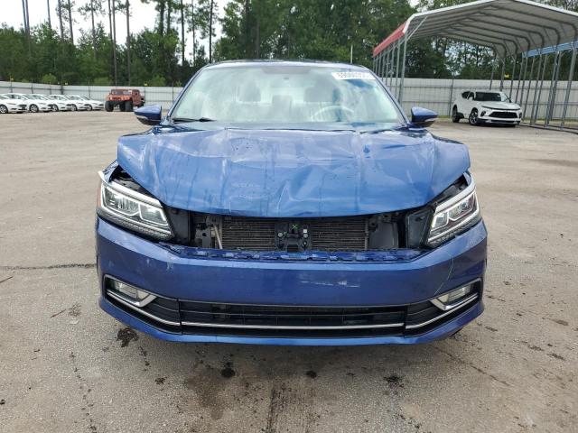 1VWBS7A31GC048987 - 2016 VOLKSWAGEN PASSAT SE BLUE photo 5