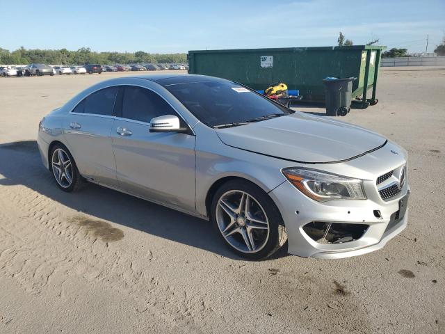 WDDSJ4EB6EN017361 - 2014 MERCEDES-BENZ CLA 250 ვერცხლისფერი ფოტო 4