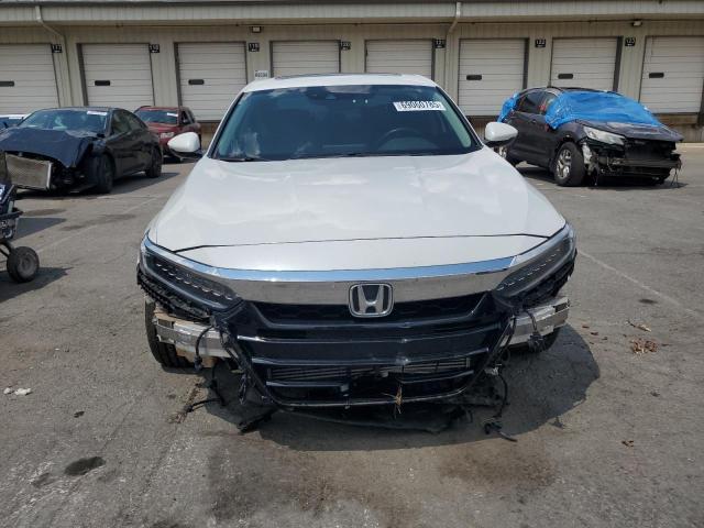 1HGCV2F96JA052682 - 2018 HONDA ACCORD TOURING WHITE photo 5