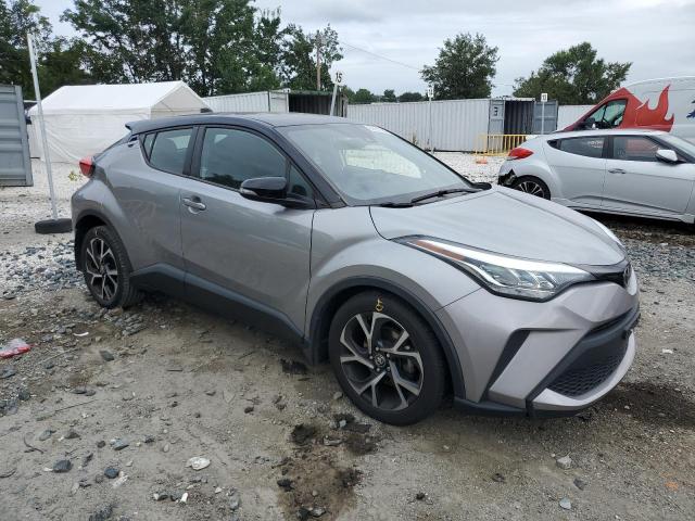 NMTKHMBX2LR114794 - 2020 TOYOTA C-HR XLE 银色 照片 4