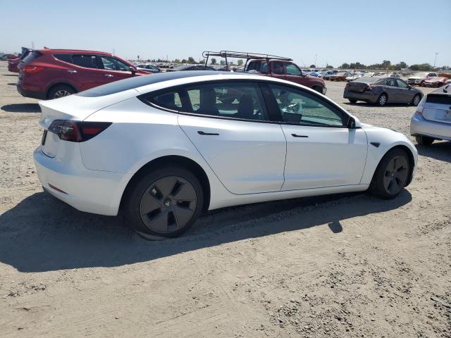 5YJ3E1EA8PF612075 - 2023 TESLA MODEL 3 WHITE photo 3