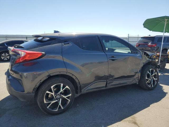 NMTKHMBX2JR026633 - 2018 TOYOTA C-HR XLE Gris photo 3
