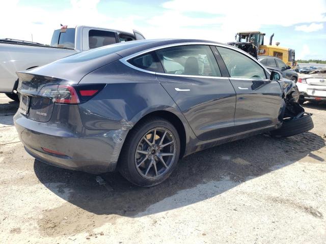 5YJ3E1EC9LF586226 - 2020 TESLA MODEL 3 GRAY photo 3