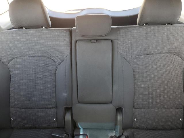 KNAHT8A3XG7163562 - 2016 KIA RONDO Ақ фото 10