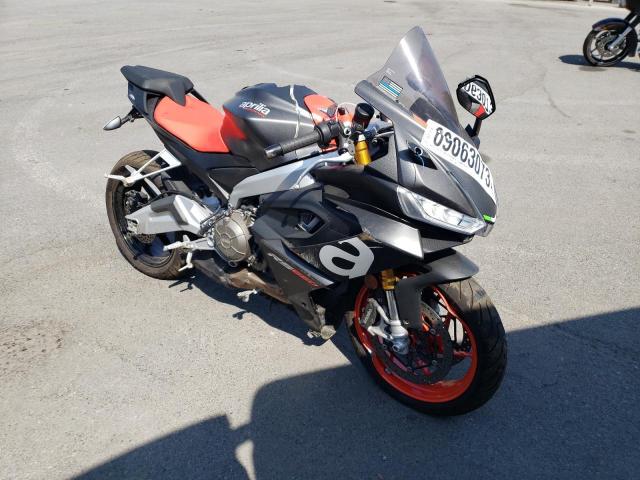 ZD4KSUG04NS000003 - 2022 APRILIA RS 660 TWO TONE photo 1