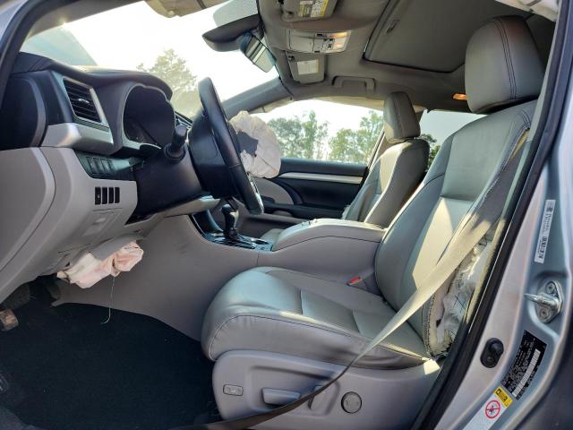 5TDKZRFH8JS532742 - 2018 TOYOTA HIGHLANDER SE ვერცხლისფერი ფოტო 7