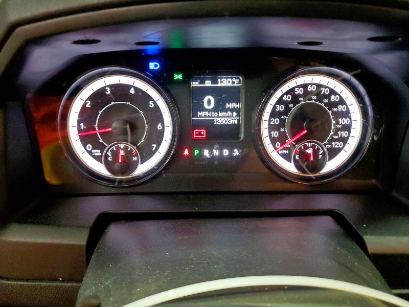 1C6RR7FG2NS187240 - 2022 RAM 1500 CLASSIC TRADESMAN Biały zdjęcie 9