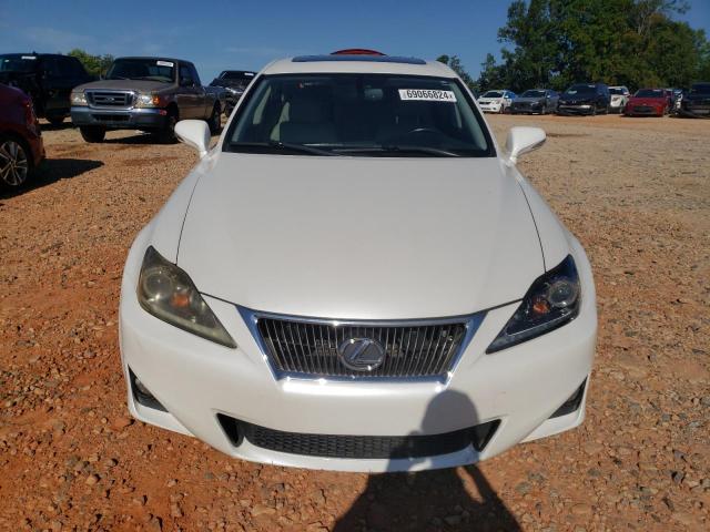 JTHBF5C21C5183481 - 2012 LEXUS IS 250 WHITE photo 5