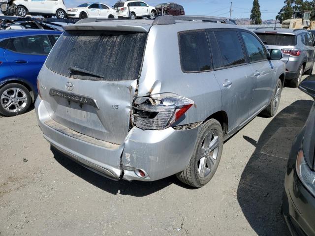 JTEDS43A482048653 - 2008 TOYOTA HIGHLANDER SPORT SILVER photo 3