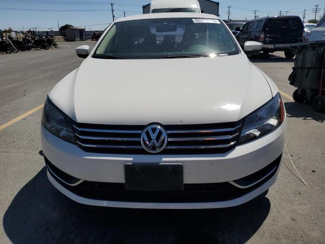 1VWAT7A33EC036460 - 2014 VOLKSWAGEN PASSAT S WHITE photo 5
