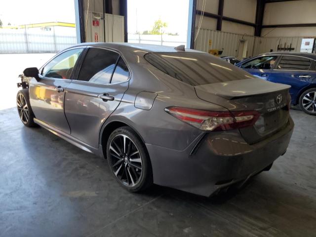 4T1B61HK9JU023432 - 2018 TOYOTA CAMRY XSE CHARCOAL photo 2