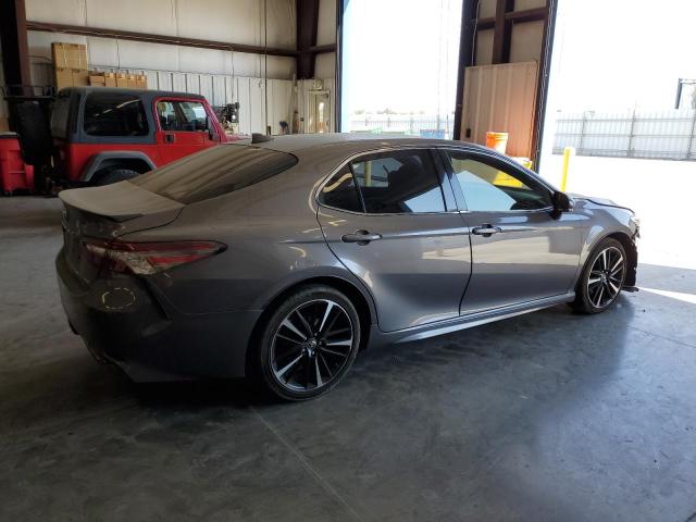 4T1B61HK9JU023432 - 2018 TOYOTA CAMRY XSE CHARCOAL photo 3