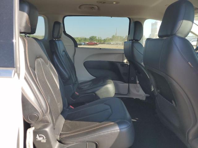 2C4RC1BG9KR655099 - 2019 CHRYSLER PACIFICA TOURING L WHITE photo 11