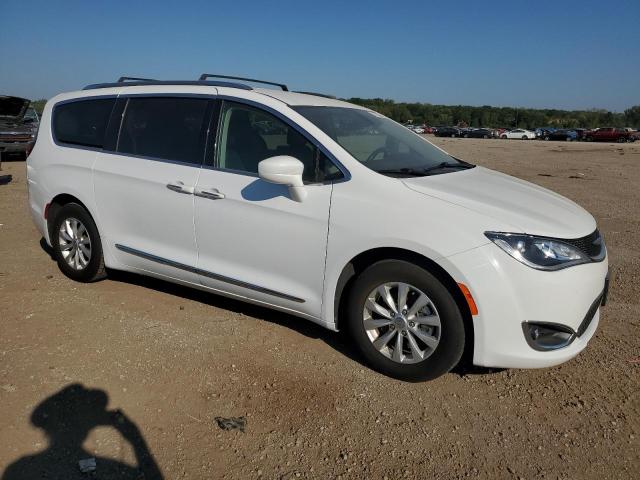 2C4RC1BG9KR655099 - 2019 CHRYSLER PACIFICA TOURING L WHITE photo 4