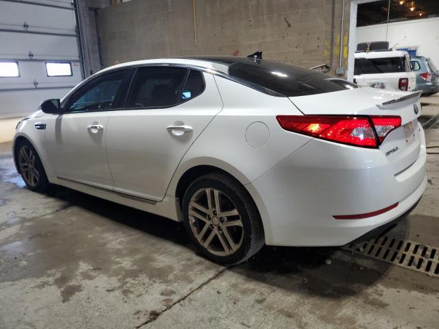 5XXGR4A67DG112006 - 2013 KIA OPTIMA SX WHITE photo 2