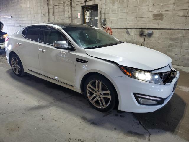 5XXGR4A67DG112006 - 2013 KIA OPTIMA SX WHITE photo 4