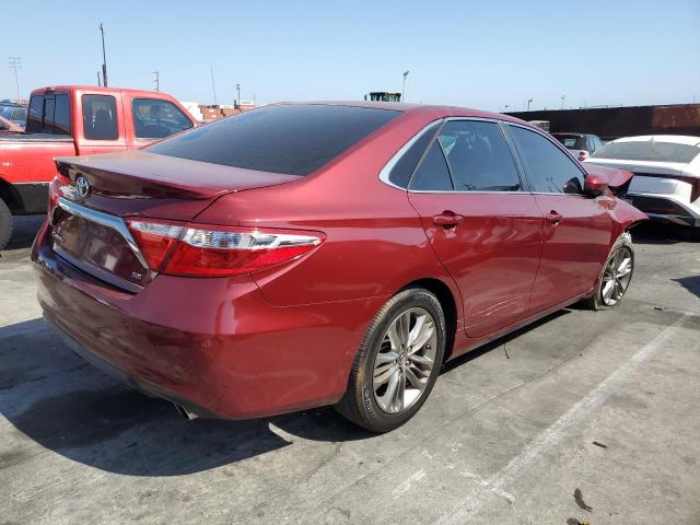 4T1BF1FK4HU725056 - 2017 TOYOTA CAMRY LE RED photo 3