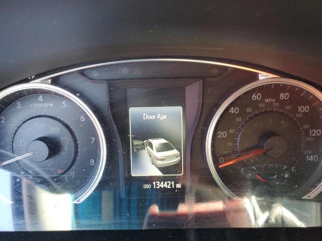 4T1BF1FK4HU725056 - 2017 TOYOTA CAMRY LE RED photo 9