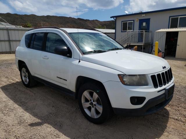 1C4NJDBB2GD551798 - 2016 JEEP COMPASS SPORT WHITE photo 4